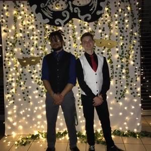 Meet your Posher, Skylier